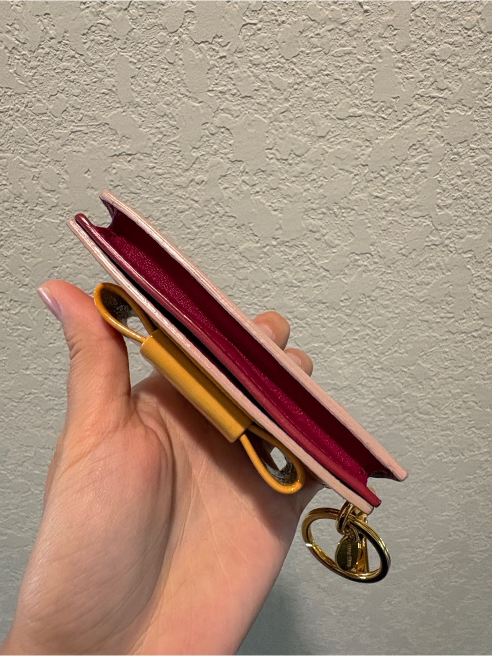 Miu Miu Glossy Patent Card Key Holder Wallet - Picture 3 of 12